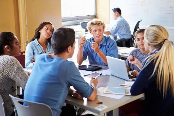CLASSROOM VOCABULARY 10 CLASSROOM VOCABULARY